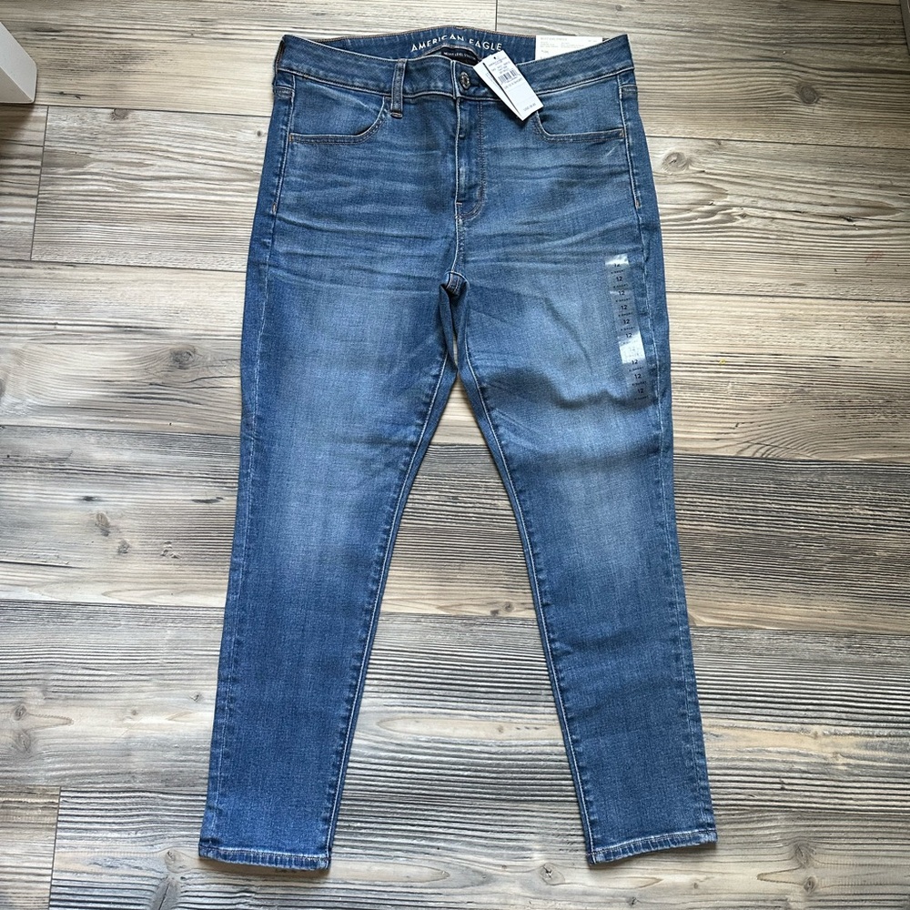 AE jeans NWT